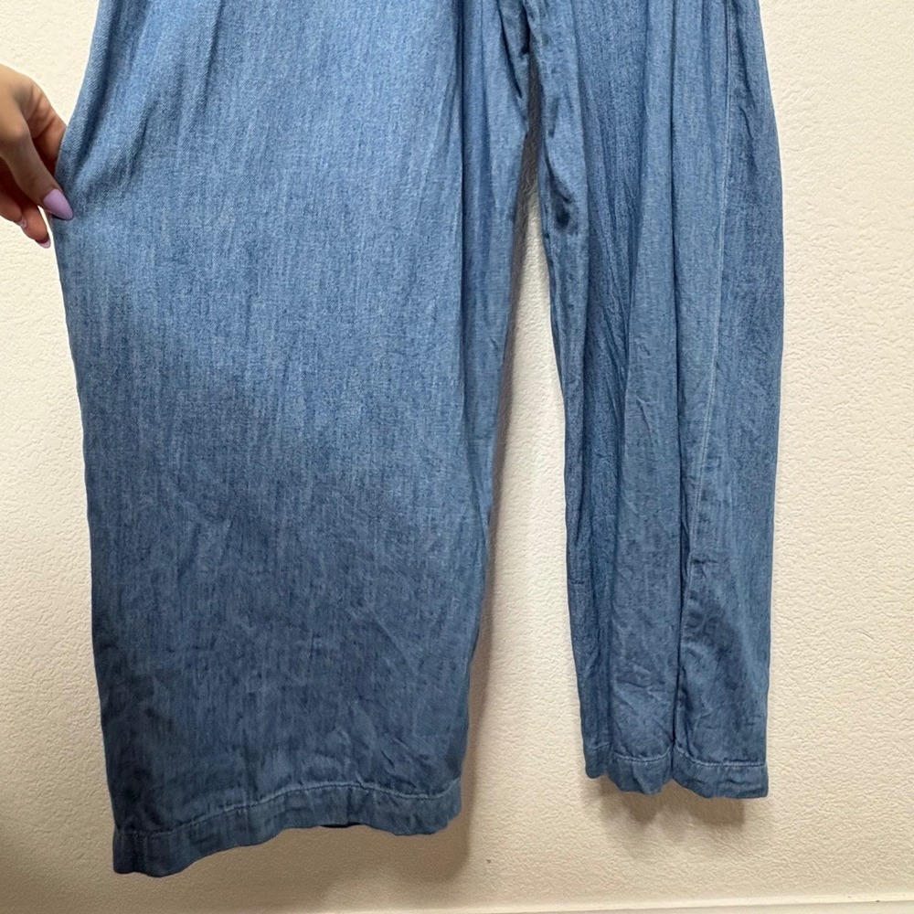 Old Navy Womens Medium Blue Chambray Wide Leg Jumpsuit V-Neck Smocked - Picture 8 of 10